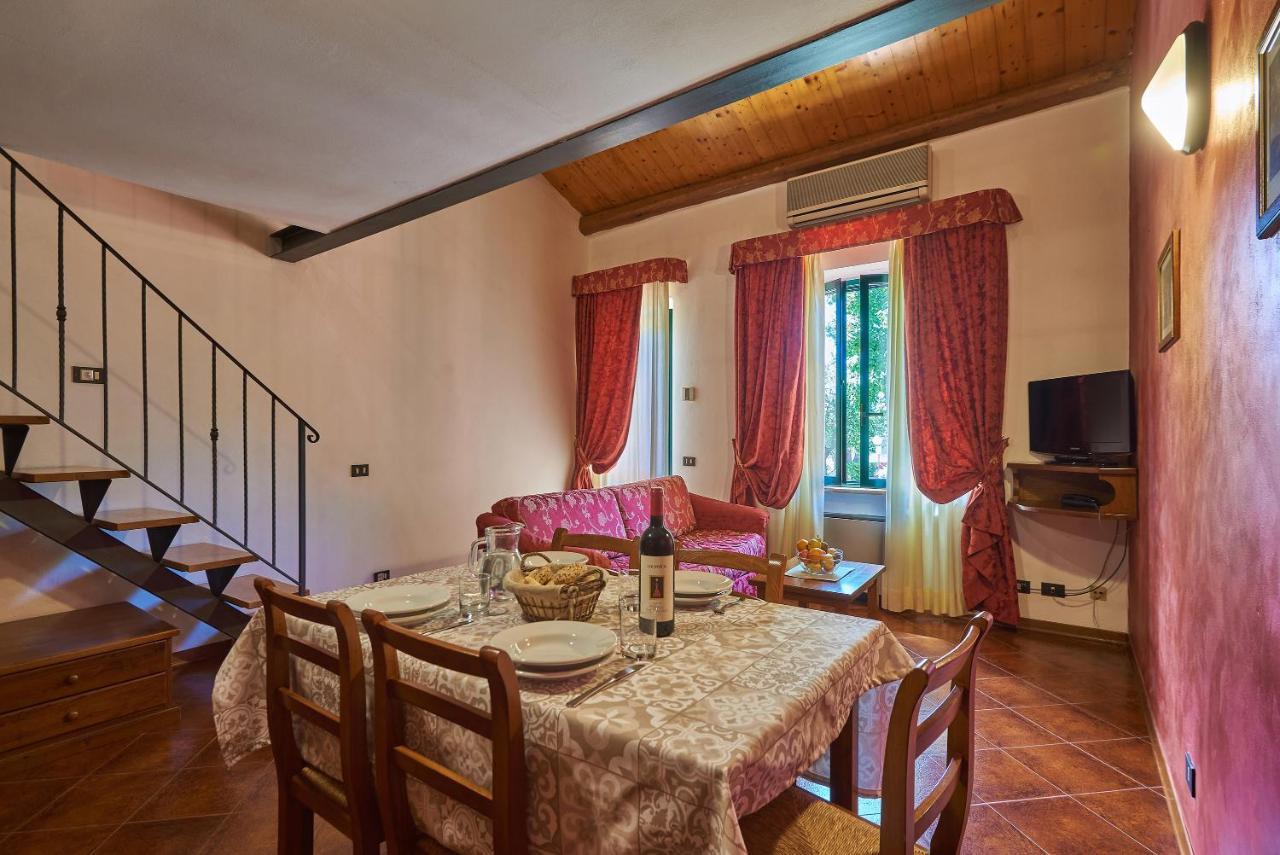 Casanova - Family Apartments Residence San Quirico dʼOrcia Kültér fotó